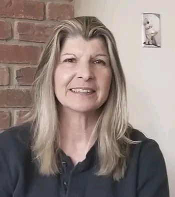 Portrait of Julie Cerniglia